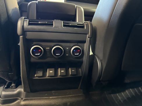 Used 2020 Land Rover Defender 110 HSE image 19
