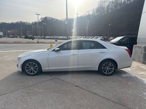 Used 2018 Cadillac CTS Luxury image 4