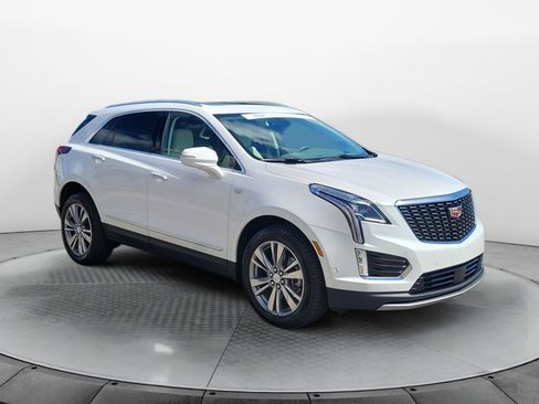 Certified 2025 Cadillac XT5 Premium Luxury w/ Technology Package image 1
