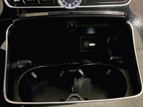 Used 2020 Mercedes-Benz E 53 AMG 4MATIC Sedan image 34