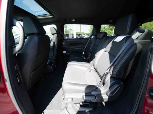 New 2026 Honda Odyssey Sport-L image 23
