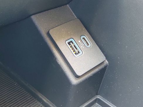 Certified 2024 Ford Edge SEL image 33