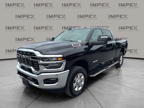 Used 2026 RAM 2500 Big Horn AWD/4WD image 1