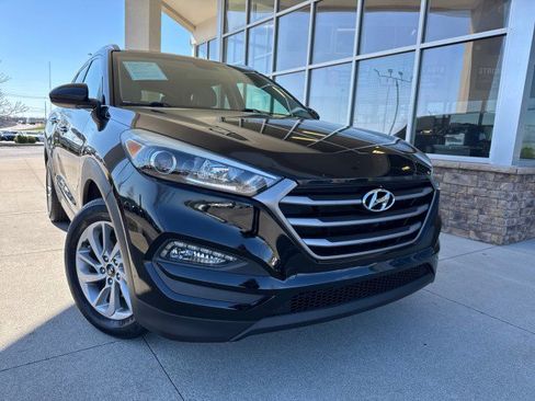 Used 2016 Hyundai Tucson SE w/ Option Group 02 image 1
