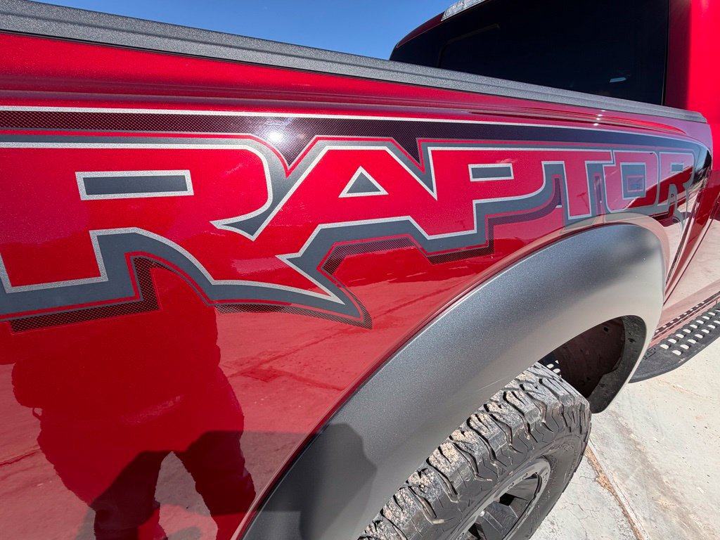 Used 2018 Ford F150 Raptor w/ Equipment Group 802A Luxury AWD/4WD image 15