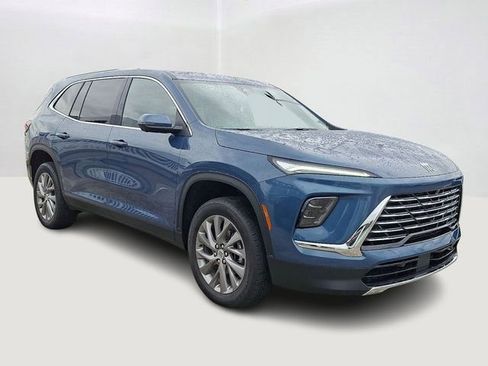 Used 2026 Buick Enclave Preferred w/ Power Package image 1