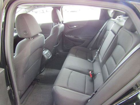 Used 2023 Chevrolet Malibu LT FWD image 28