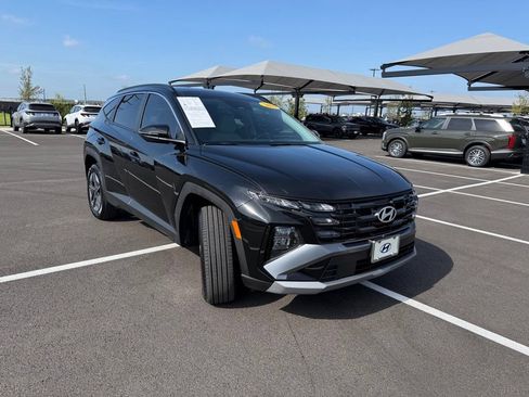 Used 2025 Hyundai Tucson SEL AWD/4WD image 3