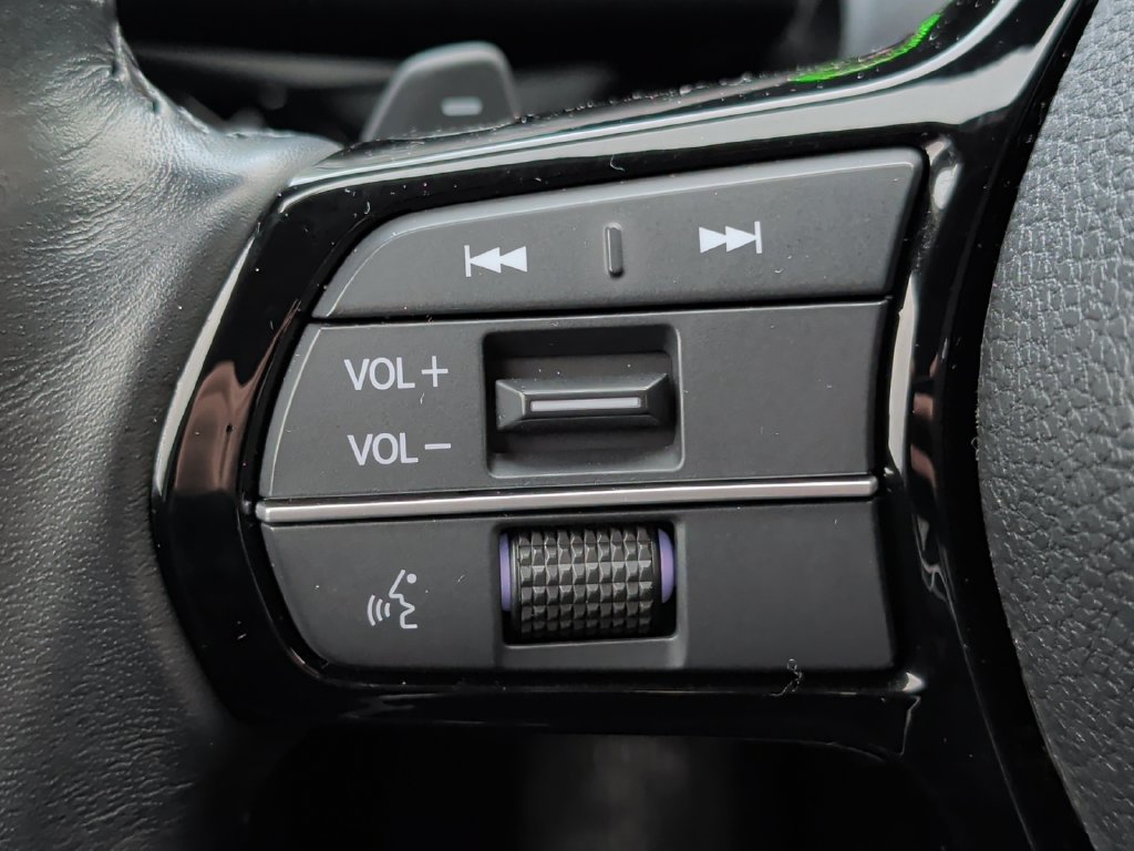 Used 2024 Honda Accord Touring image 12