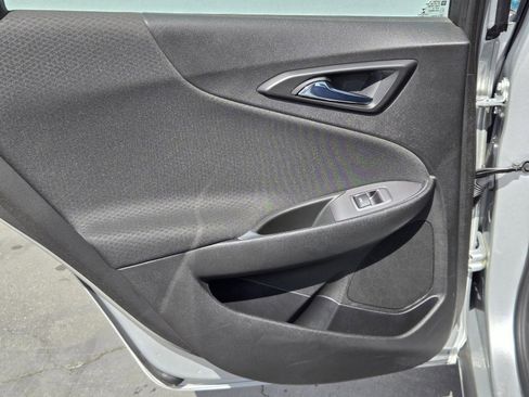 Used 2021 Chevrolet Malibu LT image 23