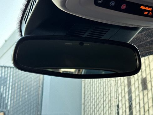 Used 2025 Buick Envision Sport Touring image 23