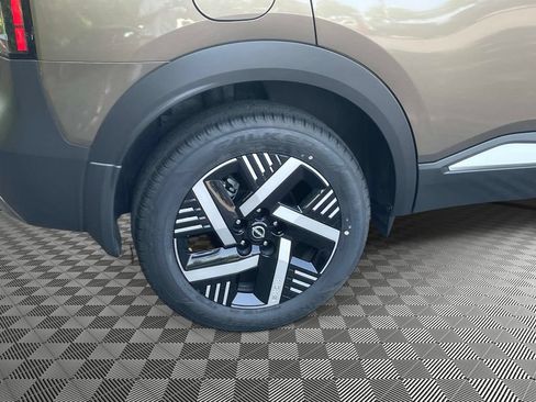 Used 2026 Nissan Kicks SV FWD image 7