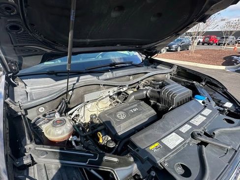 Used 2021 Volkswagen Atlas SE image 14