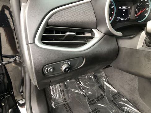 Used 2023 Chevrolet Malibu RS FWD image 31