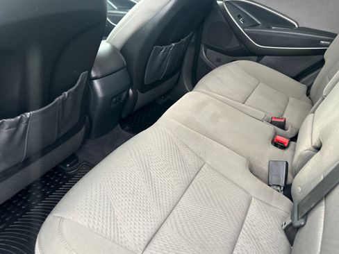 Used 2018 Hyundai Santa Fe Sport w/ 2.4L Value Package 02 AWD/4WD image 12
