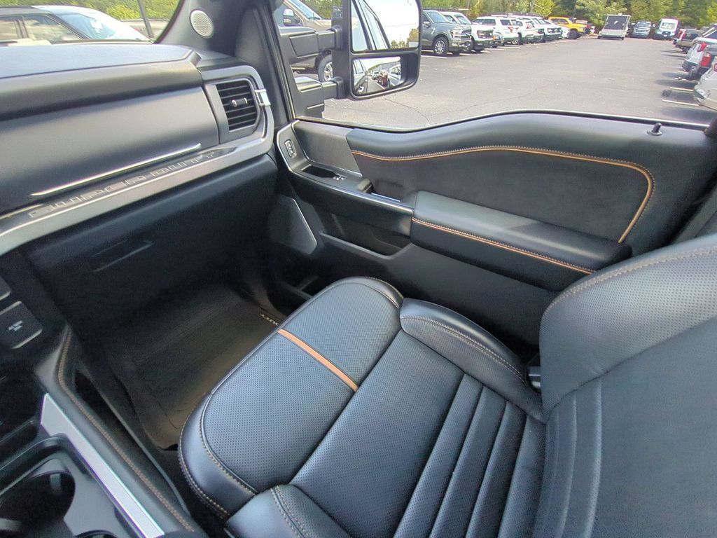 Used 2024 Ford F250 Platinum AWD/4WD image 19