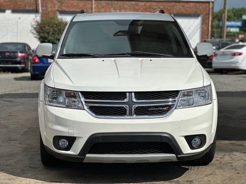Used 2014 Dodge Journey Limited w/ Flexible Seating Group FWD image 3