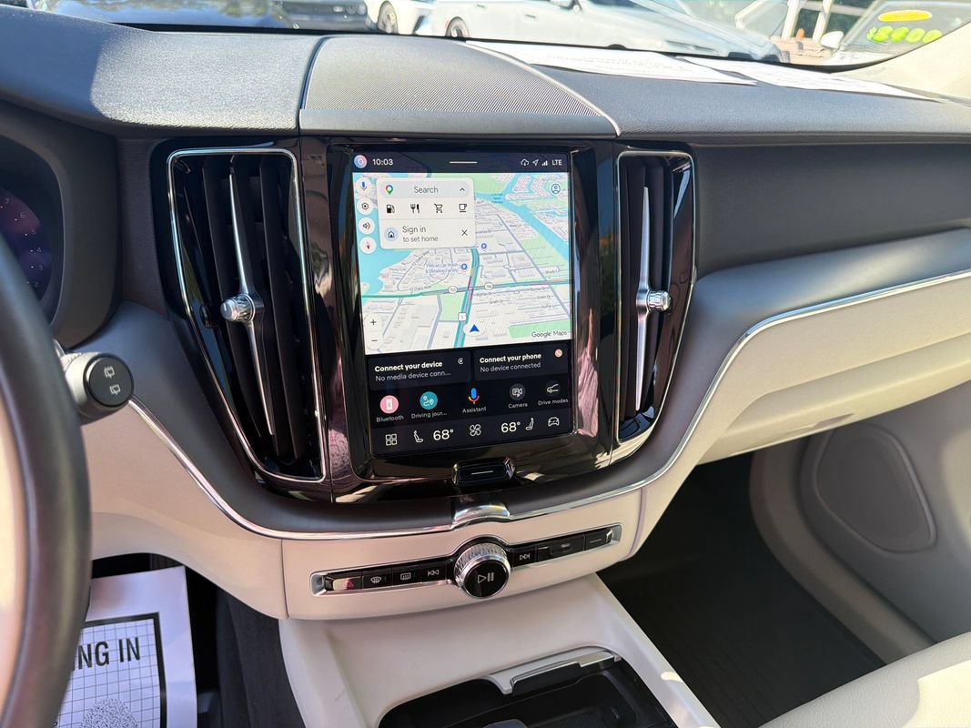Used 2024 Volvo XC60 B5 Core w/ Protection Package Premier AWD/4WD image 15