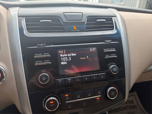 Used 2015 Nissan Altima 2.5 S w/ Power Driver Seat Package FWD image 17