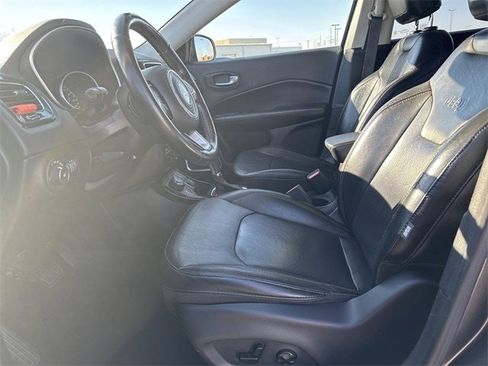 Used 2019 Jeep Compass Limited image 10