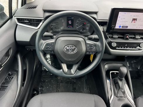 Used 2023 Toyota Corolla LE image 15