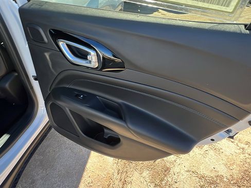 New 2026 Jeep Compass Latitude image 20