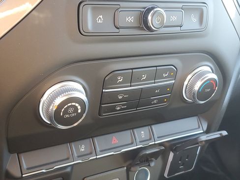 New 2025 GMC Sierra 3500 Pro w/ Convenience Package image 20