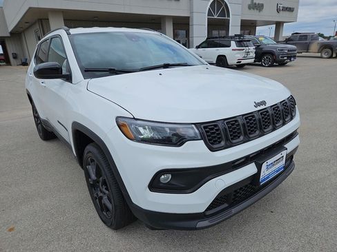 New 2026 Jeep Compass Latitude AWD/4WD image 11