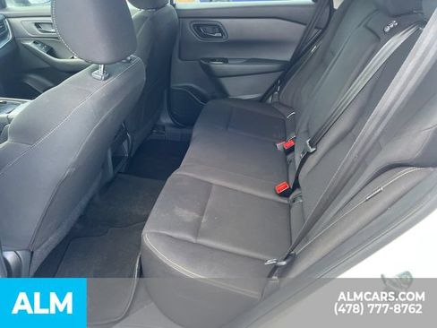 Used 2024 Nissan Rogue S FWD image 23