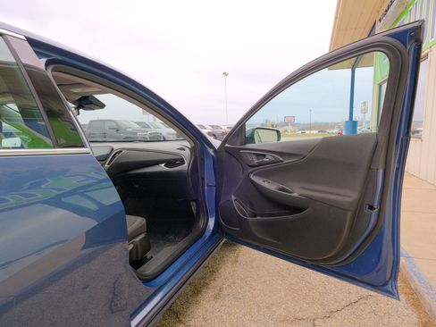 Used 2024 Chevrolet Malibu LT image 16