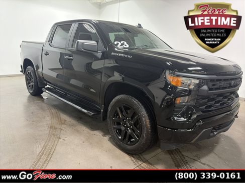 Used 2023 Chevrolet Silverado 1500 Custom image 1