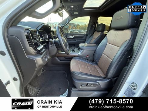 Used 2024 Chevrolet Silverado 3500 High Country w/ Technology Package image 25