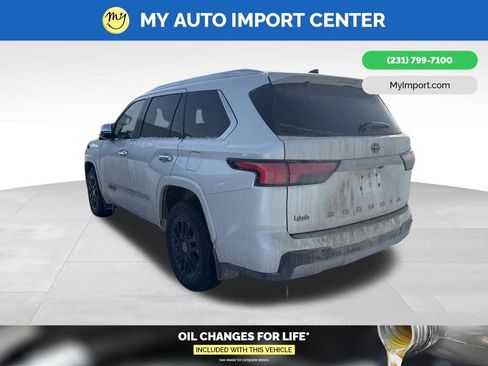 Used 2023 Toyota Sequoia Capstone image 4