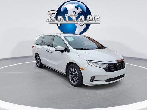 Used 2024 Honda Odyssey EX-L image 2