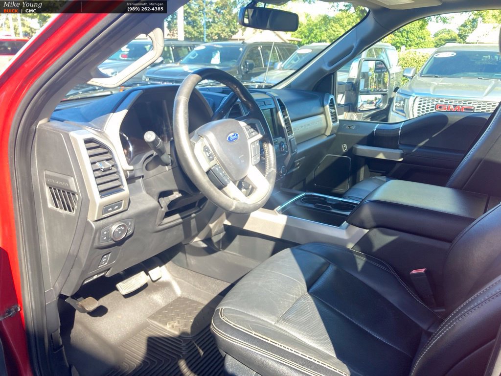 Used 2020 Ford F350 Lariat w/ Chrome Package AWD/4WD image 18