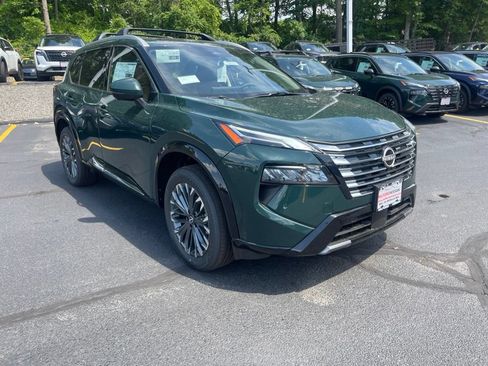 New 2026 Nissan Rogue Platinum AWD/4WD image 10