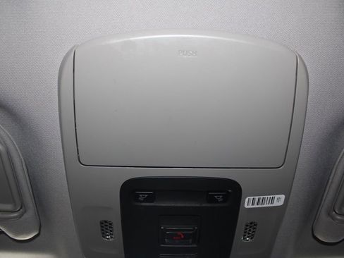 Used 2024 Toyota Camry SE AWD/4WD image 32