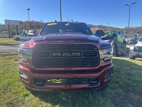 Used 2021 RAM 2500 Limited image 3