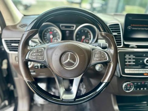 Used 2017 Mercedes-Benz GLS 550 4MATIC image 13