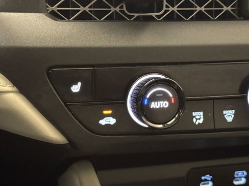 Certified 2024 Honda Accord EX image 24