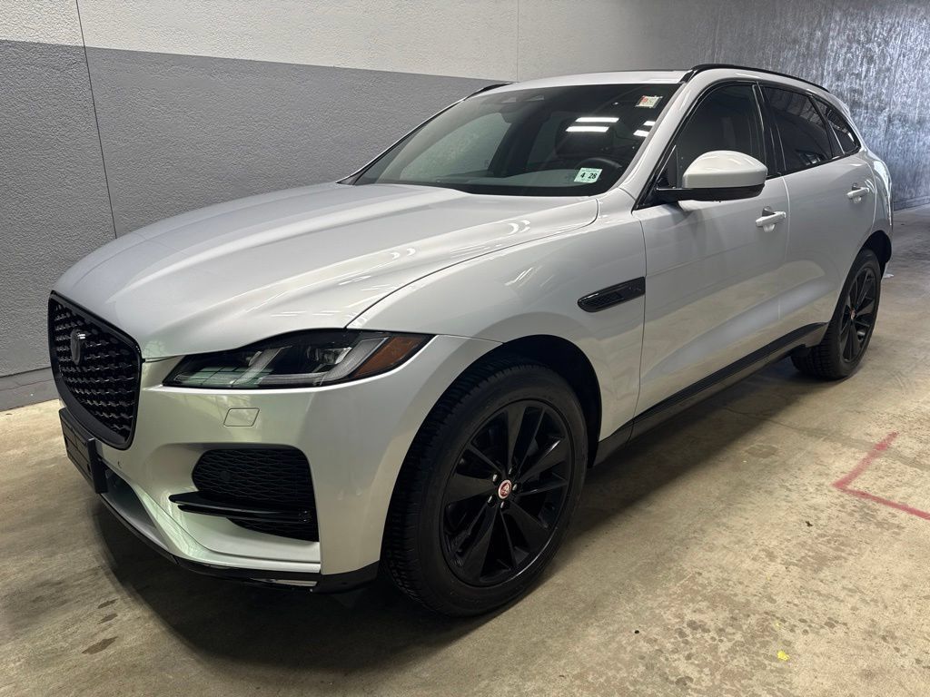 Used 2023 Jaguar F-PACE S AWD/4WD image 35