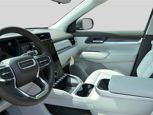 New 2026 GMC Terrain Denali AWD/4WD image 18