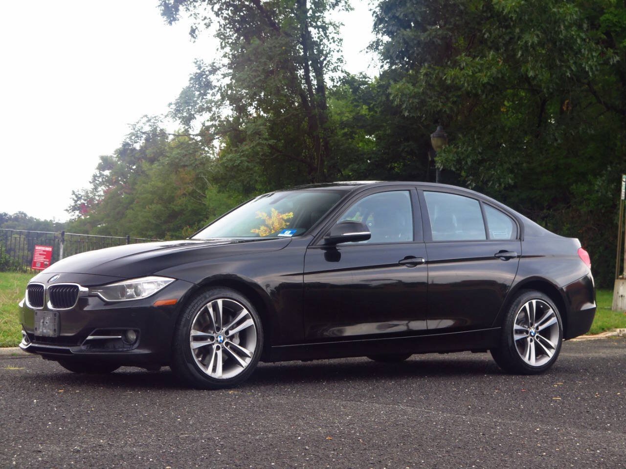 Used 2014 BMW 335i xDrive Sedan AWD/4WD image 1