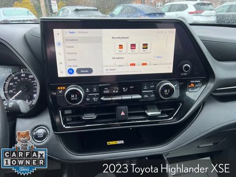 Used 2023 Toyota Highlander XSE image 21