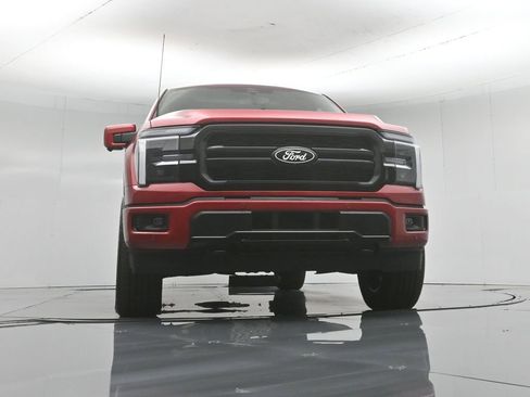 Used 2025 Ford F150 Lariat w/ Equipment Group 502A High AWD/4WD image 52