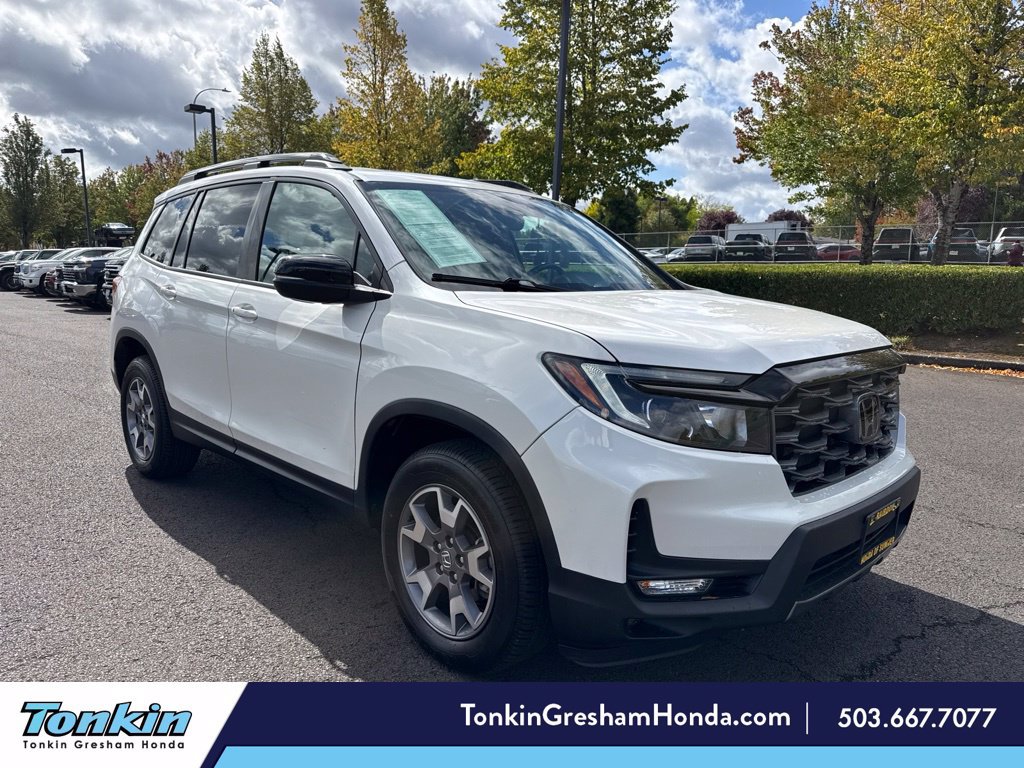 Used 2023 Honda Passport TrailSport image 1