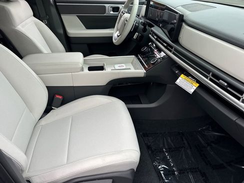 New 2026 Hyundai Santa Fe SE image 14
