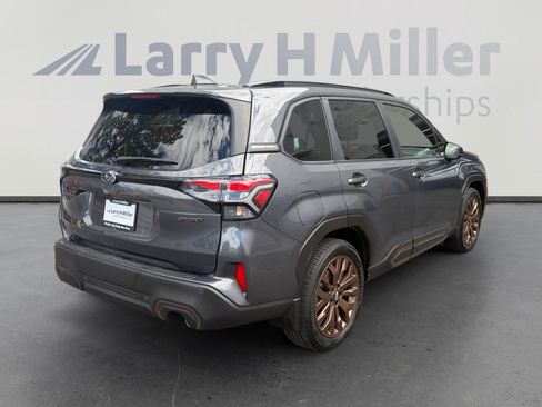 Used 2025 Subaru Forester Sport AWD/4WD image 5
