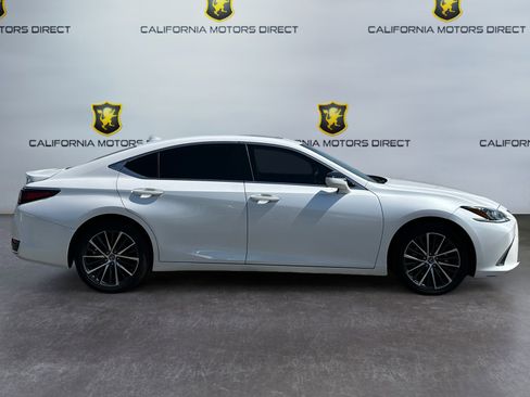Used 2023 Lexus ES 300h w/ Premium Package FWD image 6