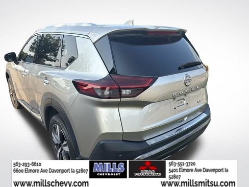 Used 2022 Nissan Rogue SL AWD/4WD image 4